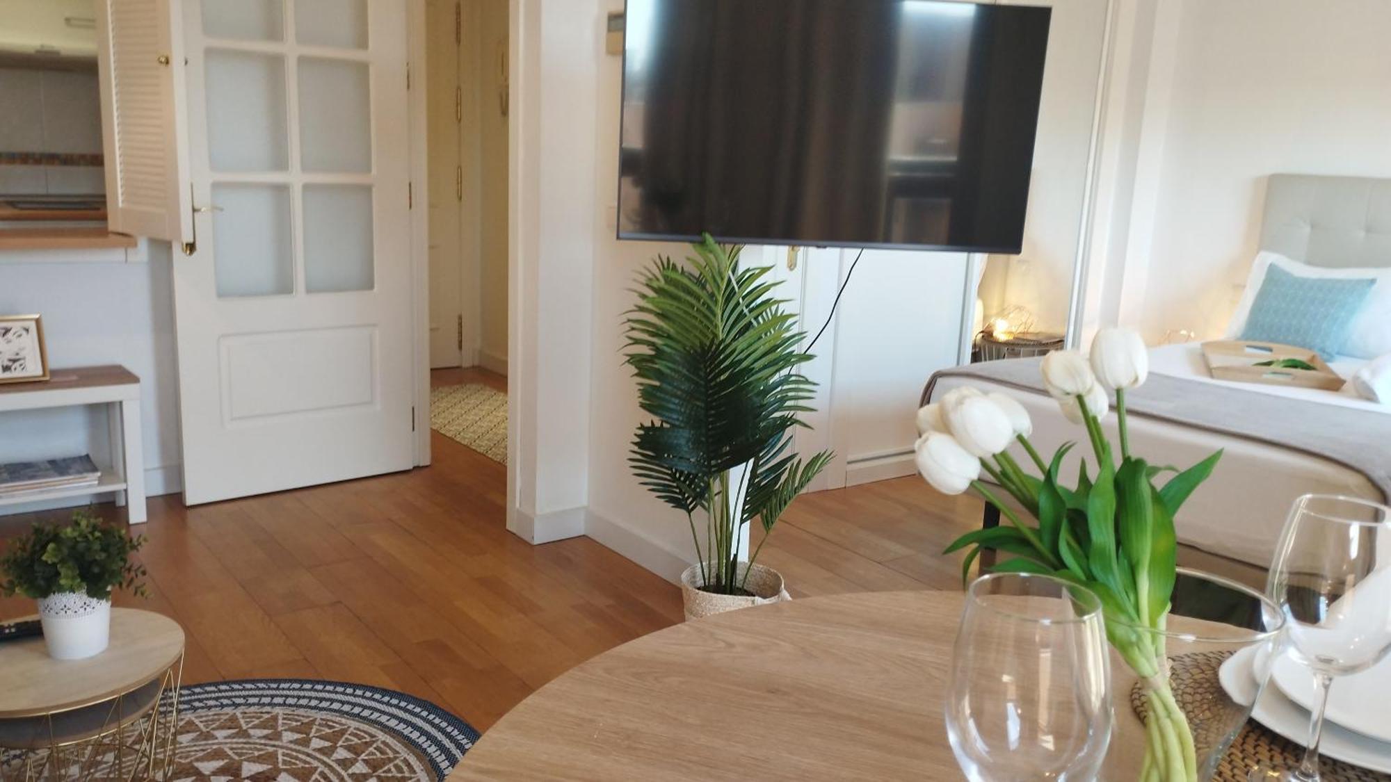 My Suites Madrid - Aeropuerto Ifema Екстериор снимка